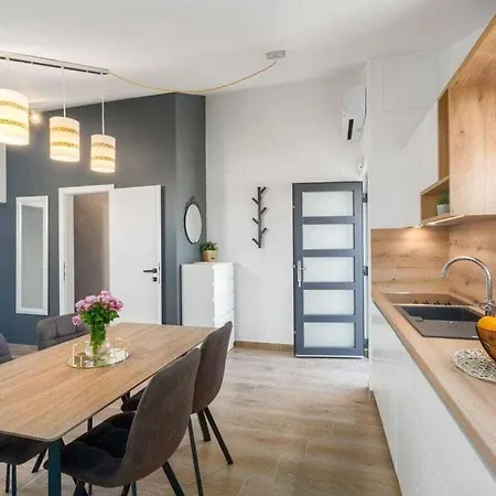 Premium Radovan Holiday home *