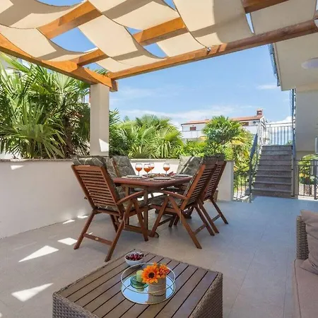 Premium Radovan Tatil Evi *