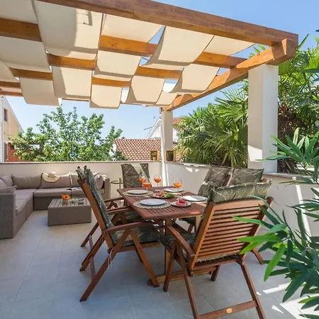 Holiday home Premium Radovan *